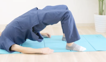 変形性膝関節症に効果的な筋力トレーニング【リハビリ】
