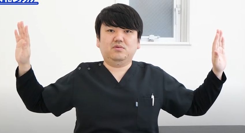 肩の可動域が狭くなる原因と解決策：痛みを和らげる方法とは
